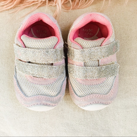 Stride Rite Toddler Shoes! - Picture 4 of 5